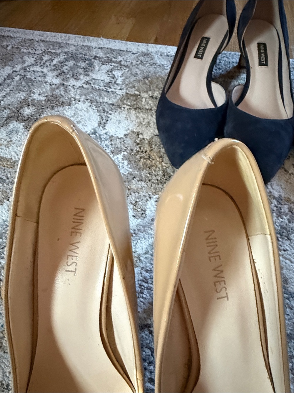 Lot of 4 Nine West Women's Heels Set - Nude, Navy, Black - Picture 2 of 10